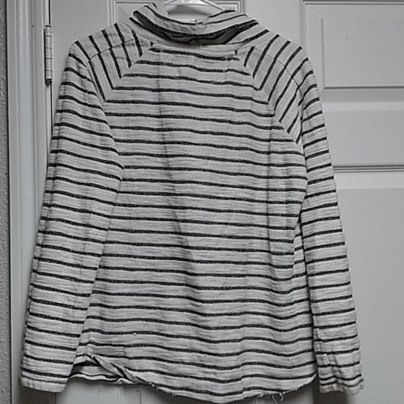 Calvin Klein  Vintage Performance sweater - Picture 2 of 6